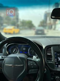 کرایسلەر 300